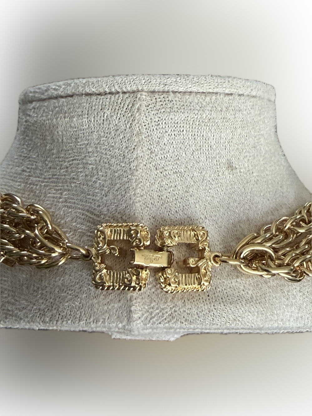Givenchy Paris New York Vintage 1970’s - 1980’s Couture Necklace - Picture 5 of 9